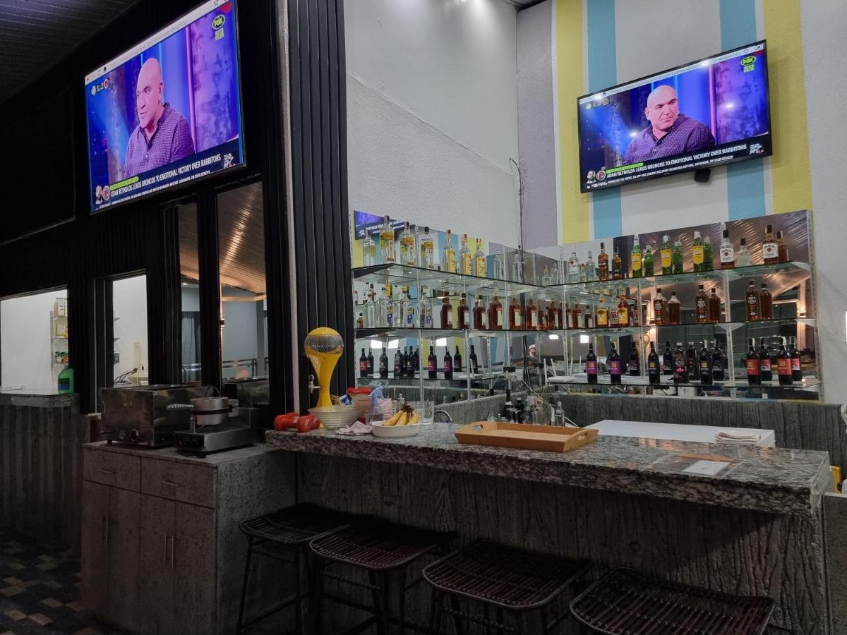 אולונגפו Chequers Suites Subic Bay מראה חיצוני תמונה