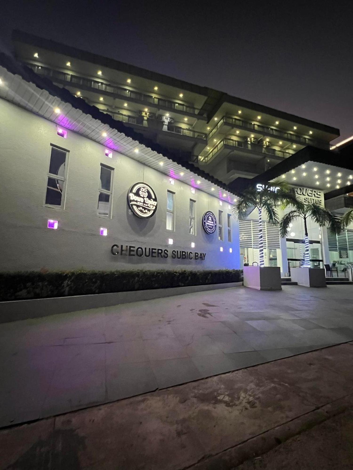 אולונגפו Chequers Suites Subic Bay מראה חיצוני תמונה