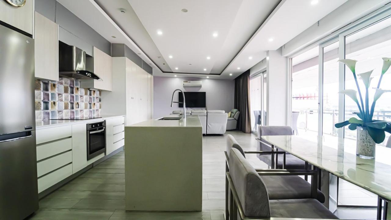 אולונגפו Chequers Suites Subic Bay מראה חיצוני תמונה
