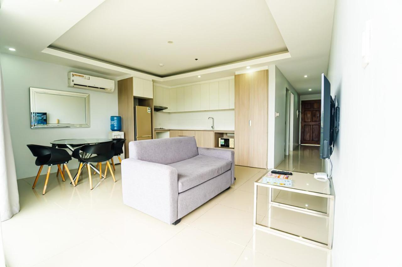 אולונגפו Chequers Suites Subic Bay מראה חיצוני תמונה